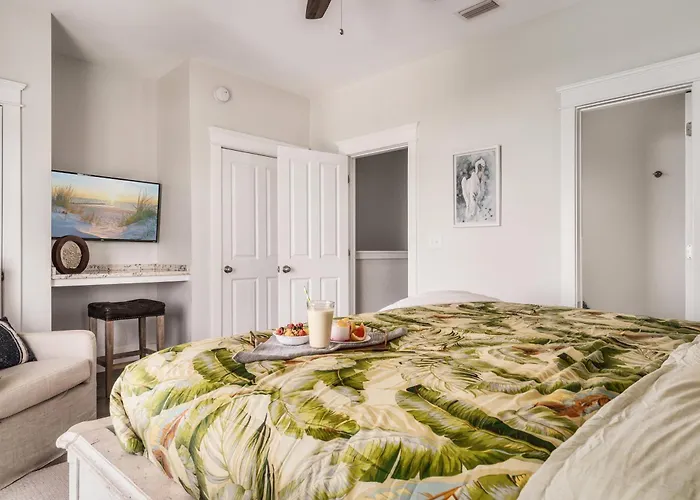 Book Entire Complex! Cushy Quad Bungalows! *