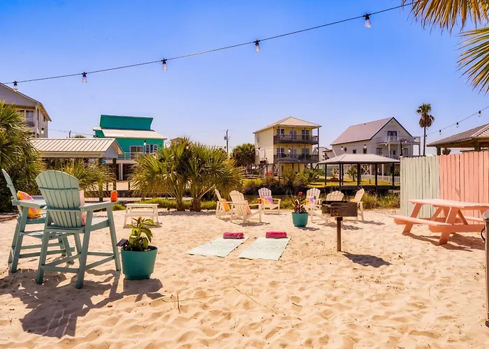 Book Entire Complex! Cushy Quad Bungalows!