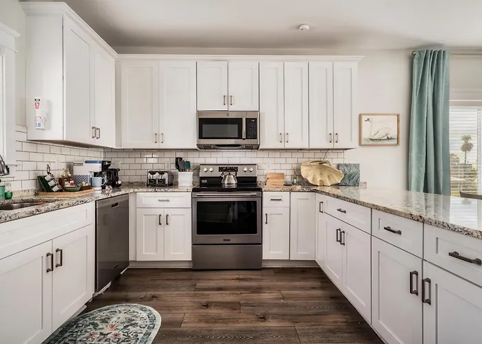Book Entire Complex! Cushy Quad Bungalows! *